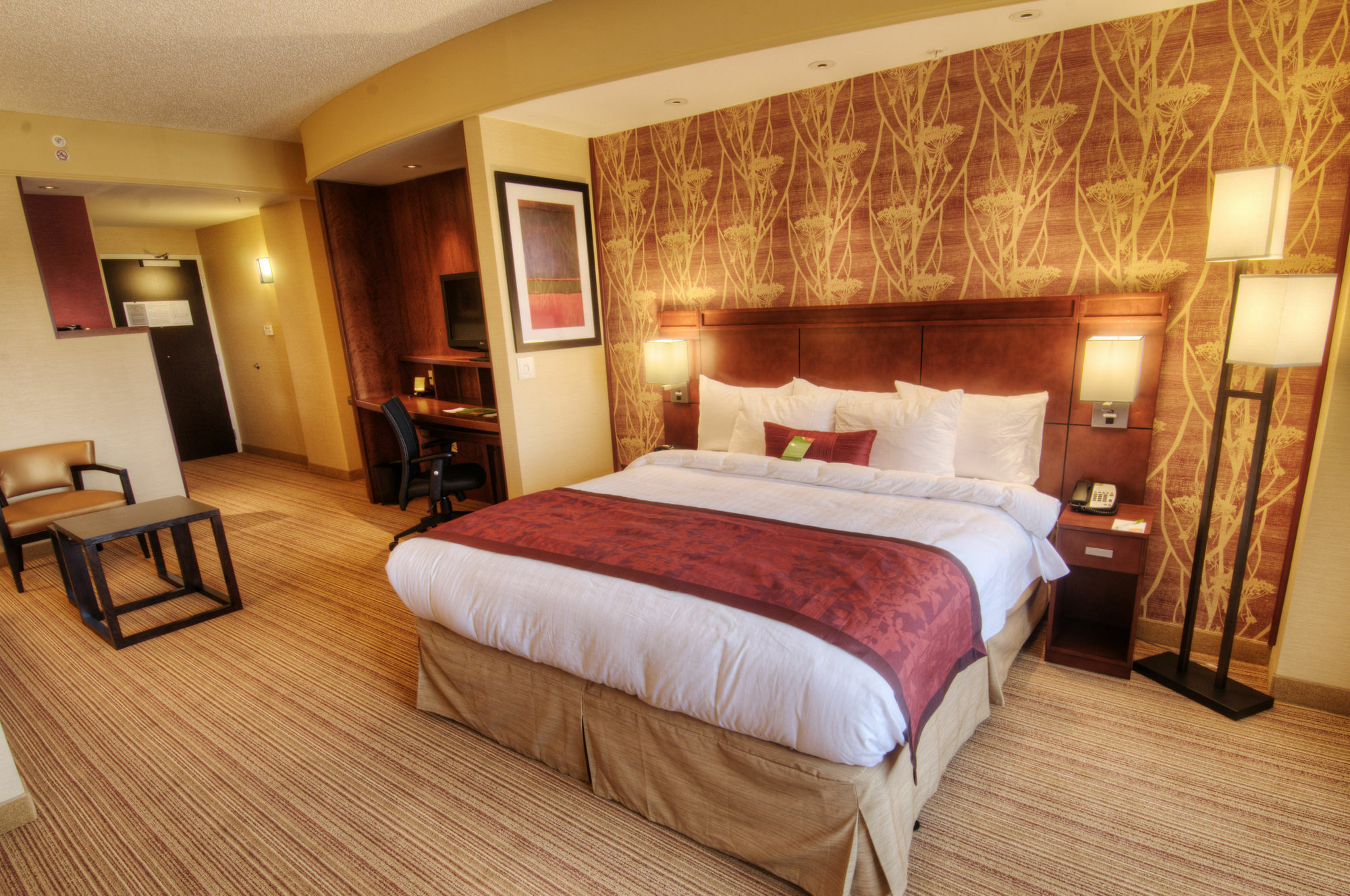 Courtyard By Marriott Greenville Downtown Exterior photo